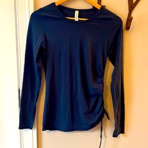Lululemon navy long sleeve Pima cotton size 6